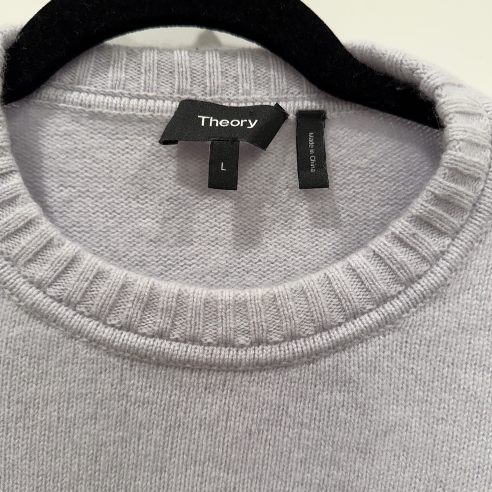Theory Cashmere Crewneck Sweater Light Blue